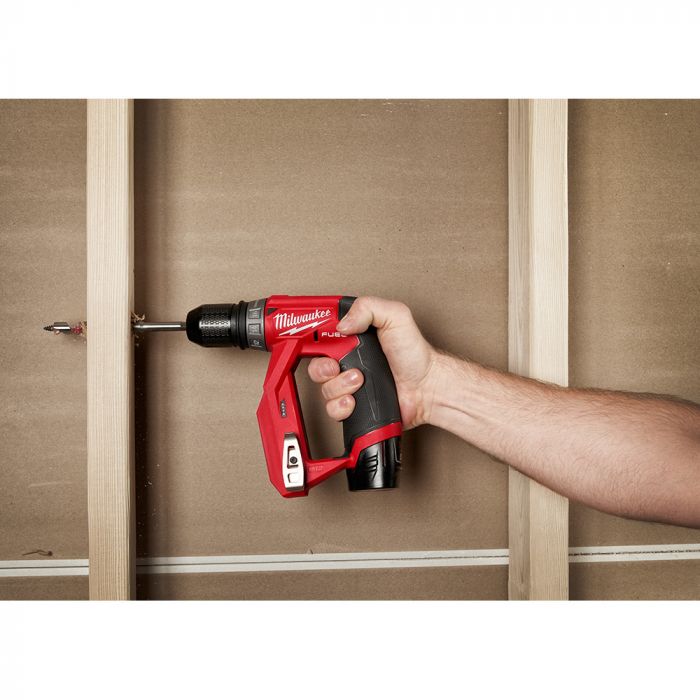 Milwaukee M12 FUEL 12 Volt Lithium-Ion Brushless Cordless Installation Drill/Driver Kit Model