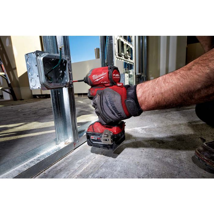 Milwaukee M18 FUEL 18 Volt Lithium-Ion Brushless Cordless 1/4 in. Hex Impact Driver CP Kit Model